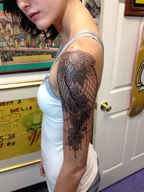 55 Delicate Lace Tattoo Designs for Every Kind of Girl