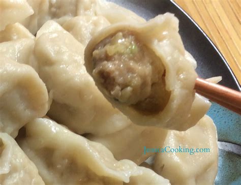 Cabbage pork dumplings – Jessica Cooking/Bentolicious