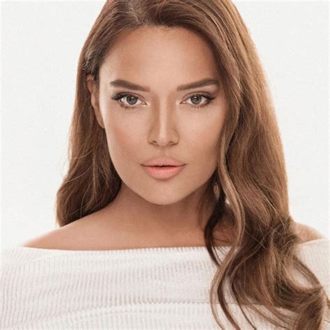 Demet Akalın Sefo