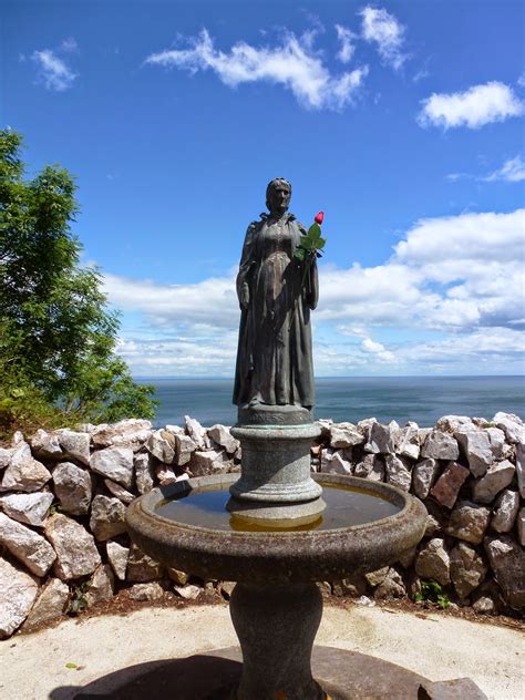 Plan a perfect day trip when traveling from torquay to babbacombe 18