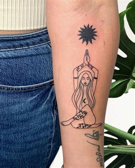 amazing naked women tattoos