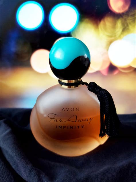 Far Away Infinity Avon Parfum - ein es Parfum für Frauen 2016