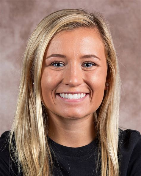 Allie Binder - Cross Country 2020 - University of Nebraska - Official