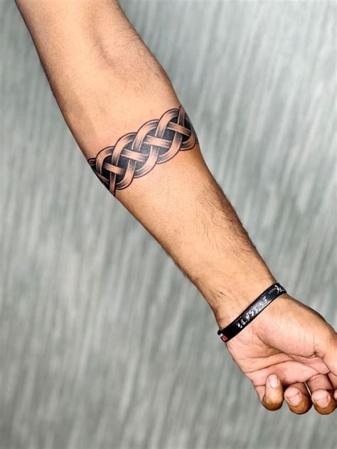 What Meanings Do Celtic Tattoos Have? An Illustrated Guide | Celtic ...