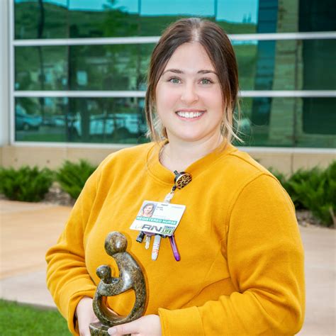 Halli Dobler, RN, receives DAISY Award - Monument Health