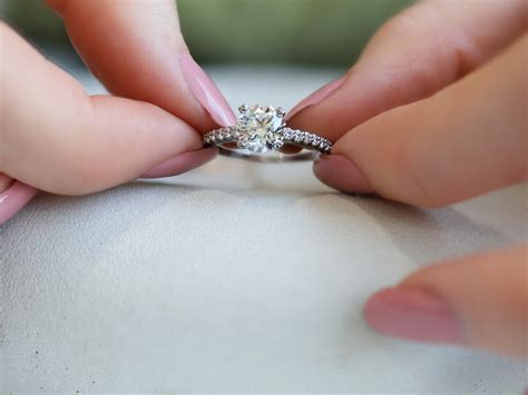 Semi Mount Engagement Rings – The Jewelers Vault