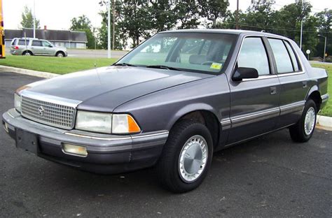 1990 Plymouth Acclaim - Information and photos - MOMENTcar