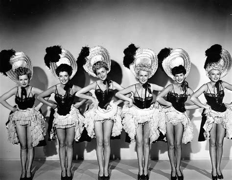 50 Stunning Vintage Photographs of Los Angeles Chorus Girls From ...