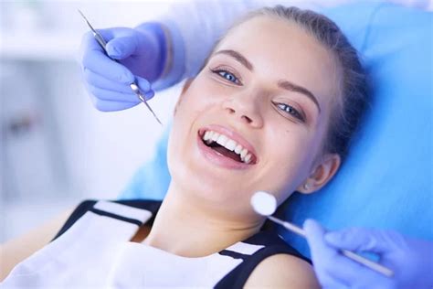 Understanding the Causes of White Spots on Tongue and How to Address Them