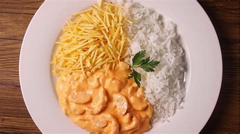 O Que Acompanha Strogonoff De Frango - Strogonoff de Frango | Unilever Food Solutions
