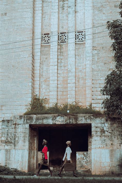 Women+With+H Cup+Breasts Photos, Download The BEST Free Women+With+H