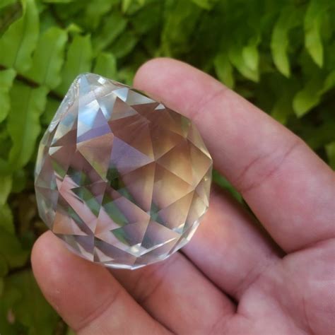O Que E Multifacetado - Cristal Multifacetado