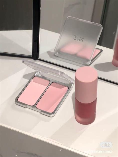 Beautiful color : r/MakeupAddiction