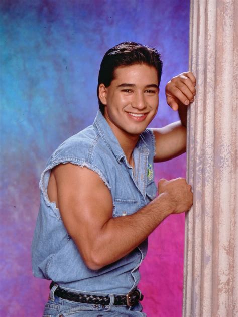 Photo : Mario Lopez, à l'époque de "Sauvés par le gong", 1993. - Purepeople