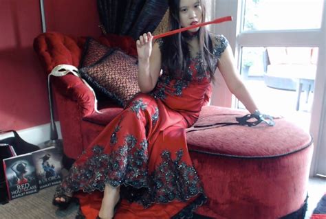 The Scarlet Queen Archives - AVERRAL