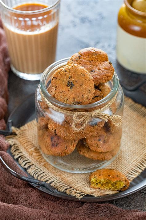 methi mathri fried fenugreek crackers ruchiskitchen