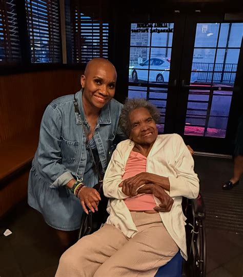 Stephanie aka Muscle Mom (@musclemomlifestyle) • Instagram photos and