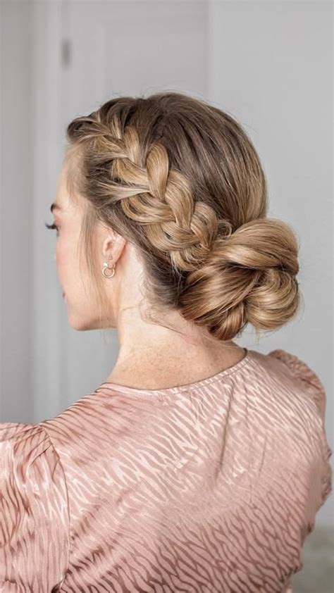 lazy girls guide   perfectly messy buns