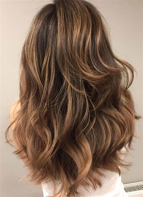 32 Beautiful Golden Brown Hair Color Ideas : Layered Hair with Golden Brown