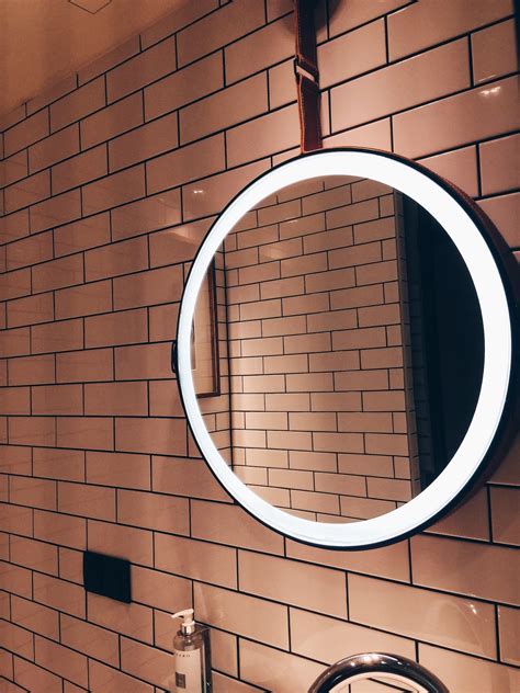 6 Cara Menata Kamar Mandi Sederhana dengan Baik