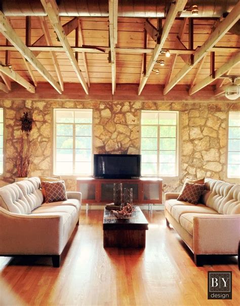 Exposed wood beam ceiling, rustic, home staging, home design www ...