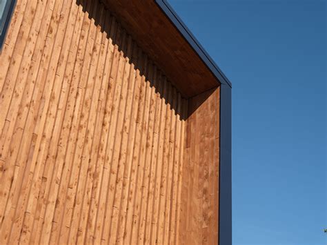 Salem, Oregon public works building provides a welcoming workplace