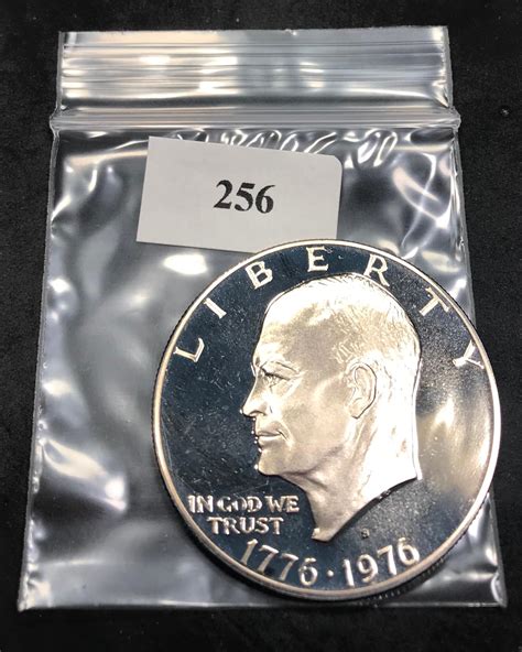 Lot - 1976 S Proof Eisenhower Dollar from Proof Set