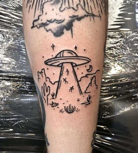 alien tattoo ideas mystic ink designs   spaceship
