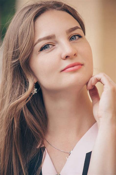 Anastasiya Taratorkina, Sopran - Hochschule für Musik Carl Maria von