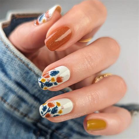 31 Trending Fall Nail Art - Sparkling Boy Ideas