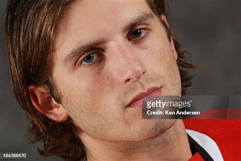 31 Hawks Ryan Hartman Photos & High Res Pictures - Getty Images