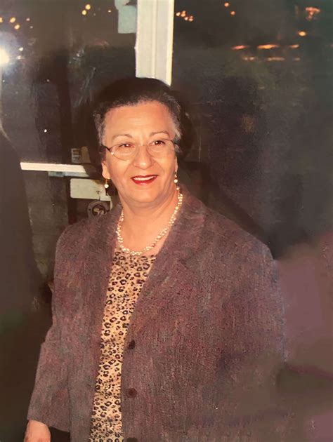 Efthimia Veroukis - Voyage Funeral Homes Obituaries