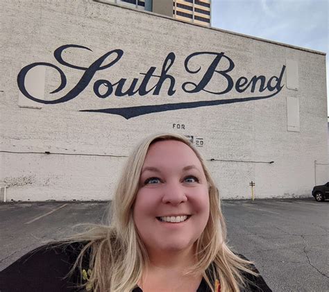 South Bend Escorts: A Comprehensive Guide (Updated 2024) Image 4