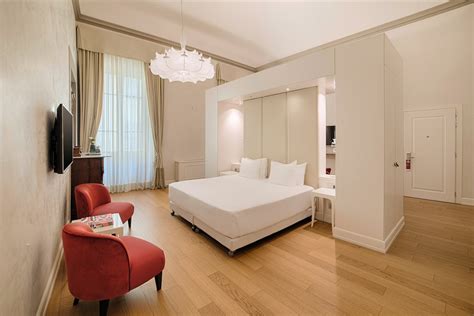 NH Collection Firenze Porta Rossa: 5* Hotel in Downtown Florence