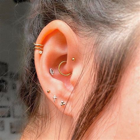 Minimalist Ear Piercings, Unique Ear Piercings, Types Of Ear Piercings ...