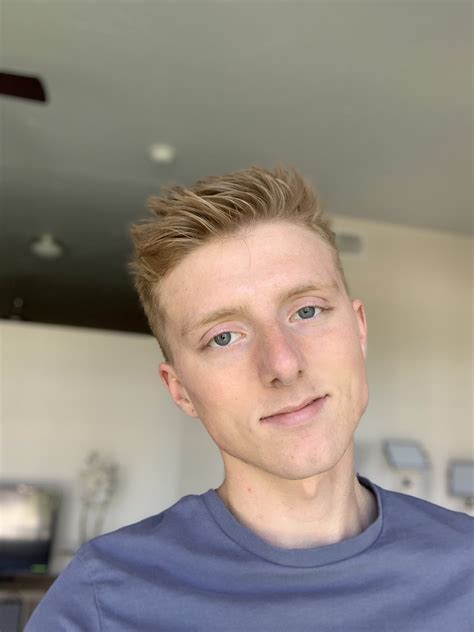 Richie West on Twitter: "Heading to a pool party! More pics coming soon