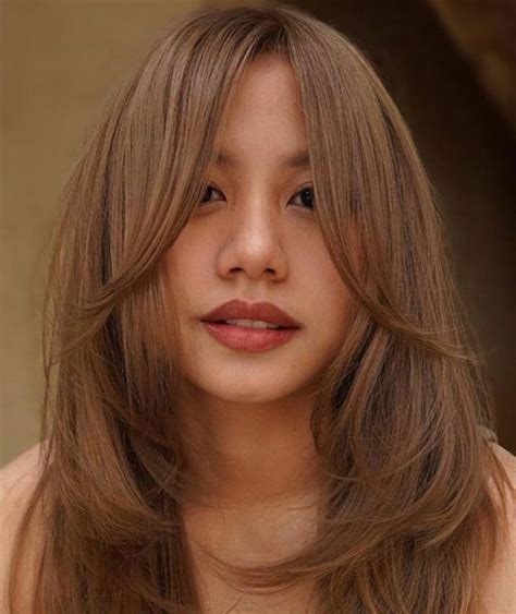 Haircut With Bangs For Round Face