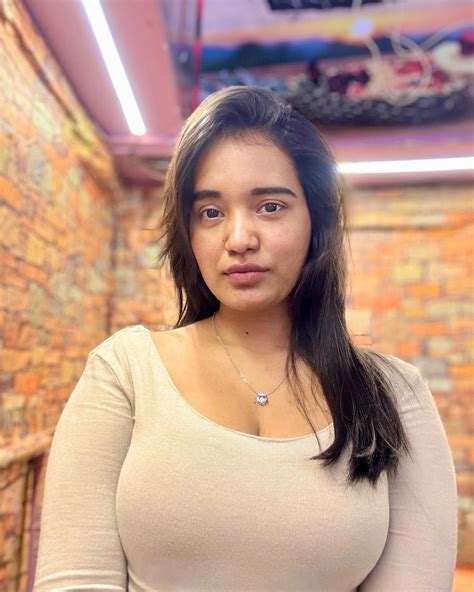 Pinky Cecilia (@pinky_cecilia) • Instagram photos and videos