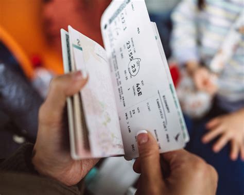 What is a boarding pass? The ultimate guide - KAYAK