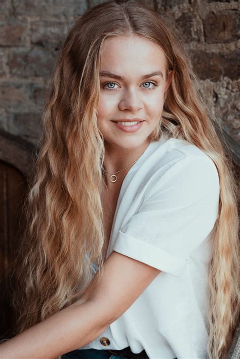 Charlotte Adams Porn