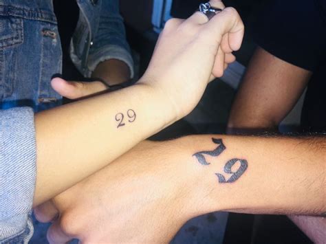 tatouage numero  tatouage minimaliste tatouage tatouage cool