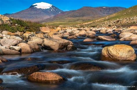 ФОТО: Монголын сүрлэг уулс