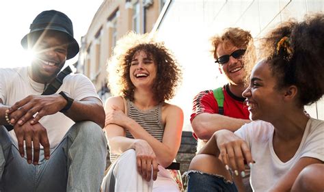 Tinder 50% Off 1 Month of Tinder Gold - UNiDAYS Student Discount