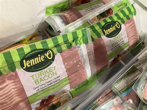 7 Bacon Brands to Avoid - 24/7 Wall St.