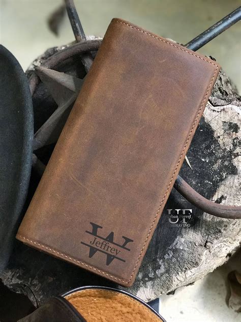 personalized wallets for men