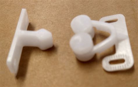 double roller catch white