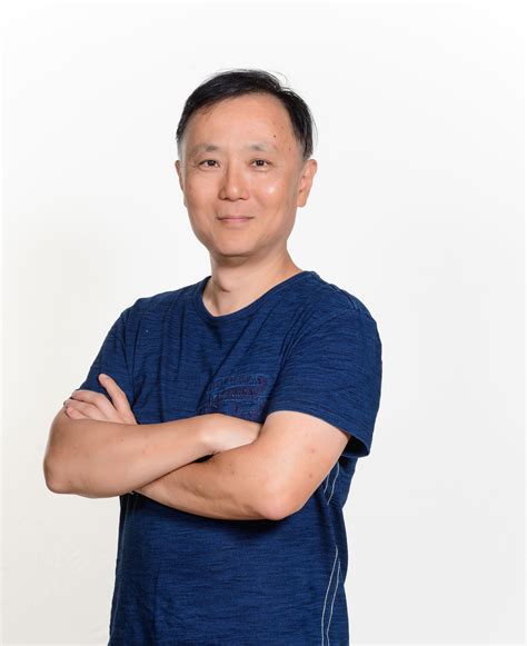 Steve Lin – Medium