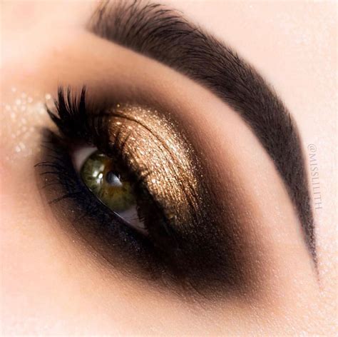 Pin by A Luna collection photography on Makeup | Gold makeup looks ...