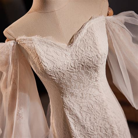 Mermaid Lace Long Sleeve Wedding Dress