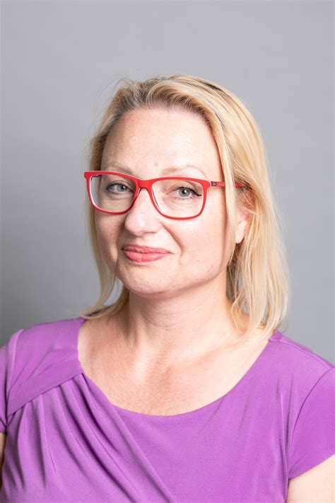 Kontakty - Univerzita Karlova - ÚJOP UK - Ústav jazykové a odborné přípravy